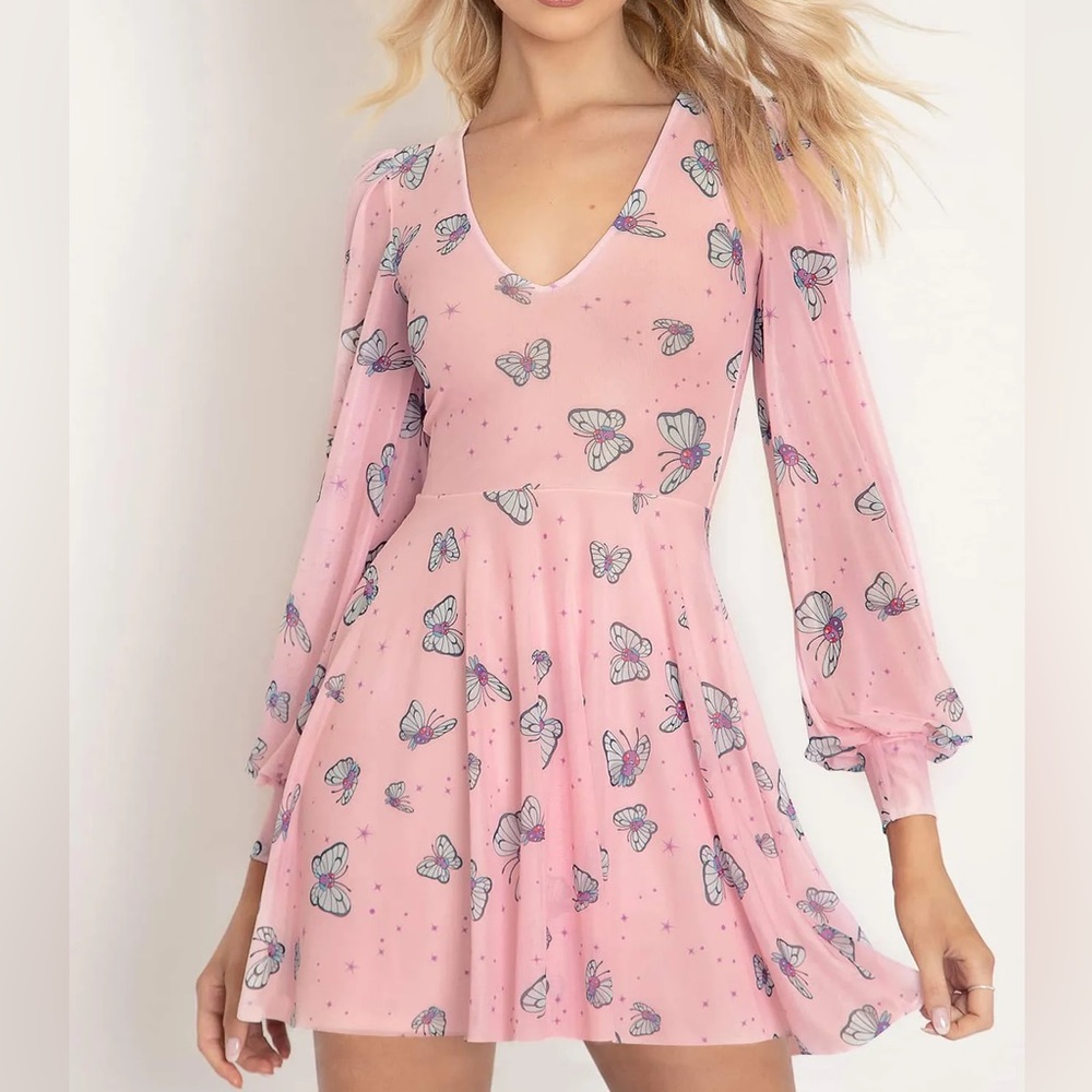 ISO!!! BLACKMILK BUTTERFREE ROMANCE DRESS- Size M